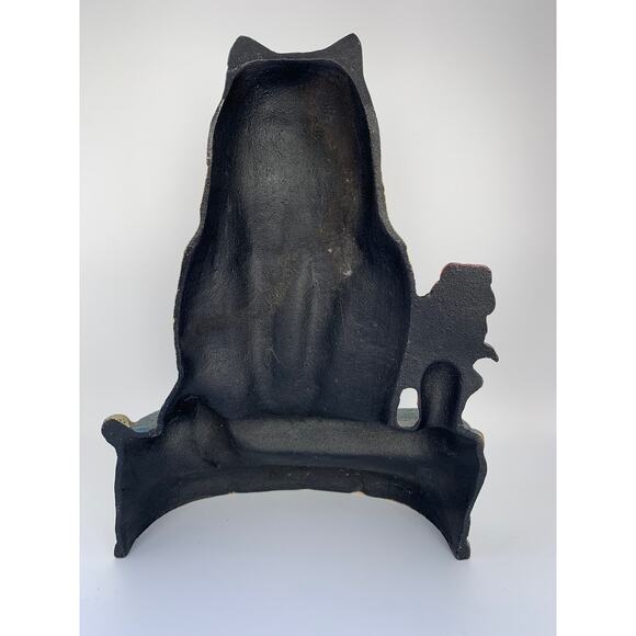 Vintage Cast Iron Doorstop Cat on a Bench - Picture 5 of 7